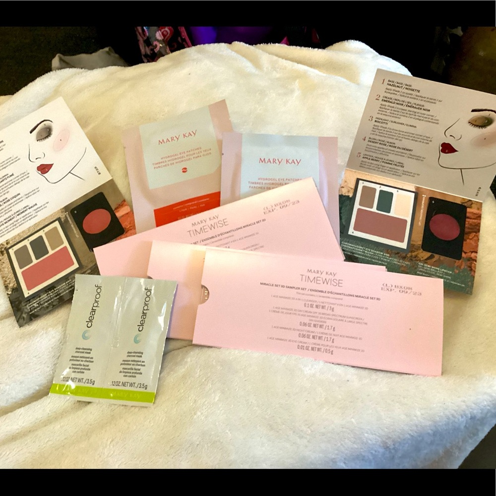 Mary Kay Sample Sets